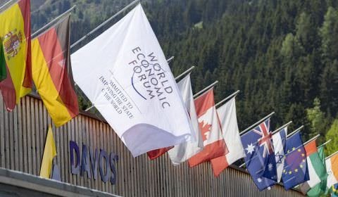 América Latina é região que mais sofrerá com “inflação muito alta” em 2022, prevê Davos