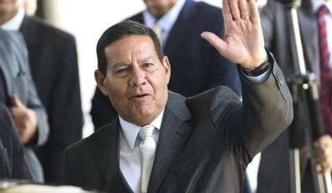 Após anúncio de candidatura ao Senado, idas de Mourão ao RS disparam