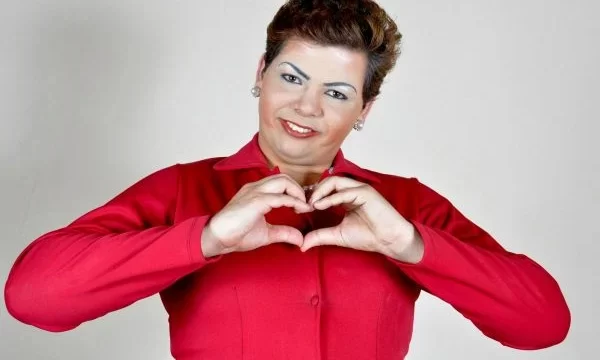 Ator que interpreta Dilma Rousseff concorrerá a deputado pelo PT