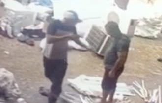 Bandidos levam quase R$10 mil durante assalto a sucataria em Manaus; vídeo