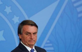 Bolsonaro diz que Petrobras pode quebrar Brasil por aumentos do diesel