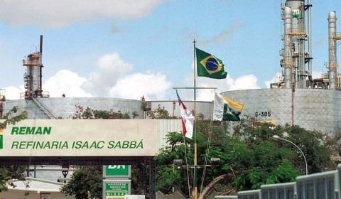 Cade deve aprovar venda de refinaria da Petrobras em Manaus