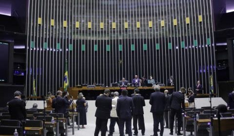 Câmara pode analisar seis medidas provisórias nesta semana