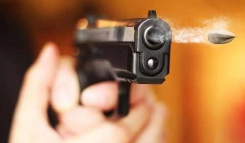 Em Manaus, homem é executado com cinco tiros, após partida de futebol