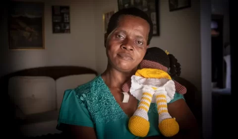 Escravidão persiste porque Brasil ainda aceita servidão na sala de casa