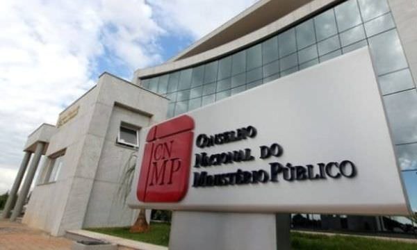 Estudo mostra falta de transparência na remuneração dos MPs estaduais