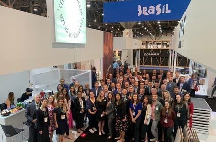 Feira norte-americana gera mais de US＄16 milhões em negócios para fabricantes brasileiros de revestimentos cerâmicos