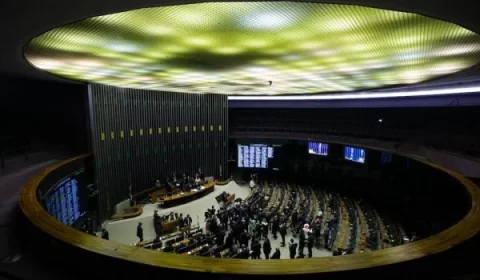 Gasto de deputados com cota parlamentar é o mais alto em 4 anos