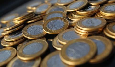 Governo negocia taxar dividendos em 10% e cortar IR de empresa em 4 pontos