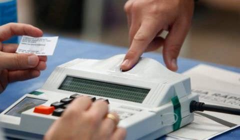 Eleição no AM tem agressão no interior e boca de urna em Manaus