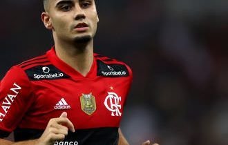 Manchester United toma decisão sobre o futuro de Andreas Pereira, alvo do Palmeiras