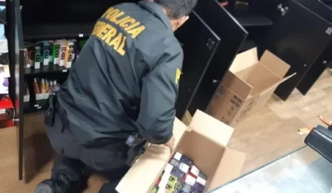 PF deflagra operação contra contrabando de cigarros eletrônicos