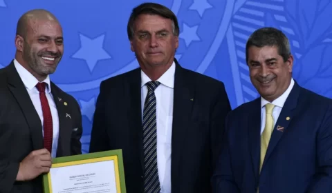 Prazo para Planalto explicar perdão a Daniel Silveira acaba nesta quinta; entenda