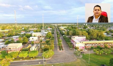 Prefeitura de Urucurituba vai gastar R$120 mil em contratação de cantor Anderson Freire