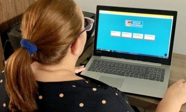 Prefeitura divulga classificação geral dos inscritos nos programas Bolsa Idiomas e Bolsa Pós-Graduação nesta quinta-feira