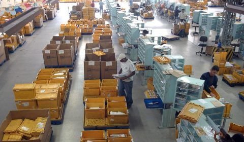 Presidente descarta taxar compra por meio de aplicativos estrangeiros