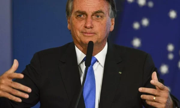 Rejeição a Bolsonaro é maior entre mulheres, diz pesquisa Datafolha