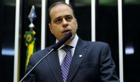Senado analisa lei que blinda bancas de advogados em operações policiais