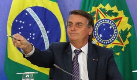 Bolsonaro amplia gasto com cartão corporativo em ano eleitoral