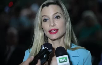 Você suportaria ficar mais um pouquinho?”, perguntou a juíza.