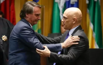 Bolsonaro revela acordão com Moraes e diz que ministro não cumpriu acerto