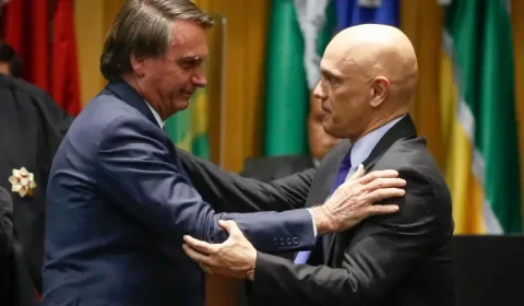 Bolsonaro revela acordão com Moraes e diz que ministro não cumpriu acerto