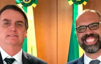 Bolsonaro vira alvo de notícia-crime no STF por "motociata" com Allan dos Santos, foragido da Justiça