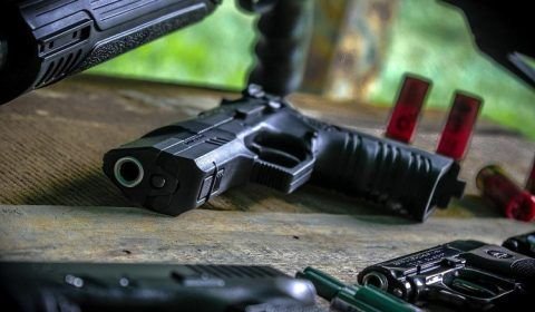Chapeiro morto durante ataque em lanchonete em Manaus não era alvo de pistoleiros