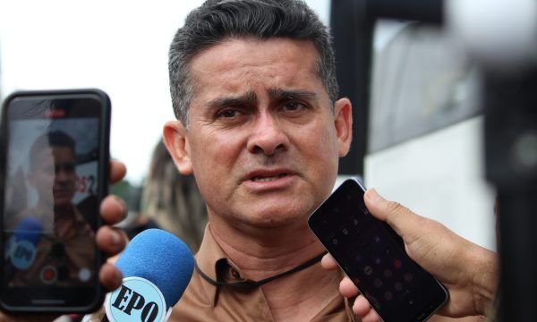 David Almeida anuncia abono do Fundeb de até R$ 9 mil