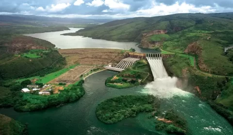 Eletrobras traz bom sinal, mas governo Bolsonaro é tímido com privatização