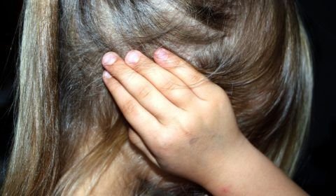 Homem é preso por estupro praticado contra a filha e a enteada em Manaus