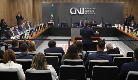 Material com informações sobre casamento civil será apresentado nesta terça (7/6)