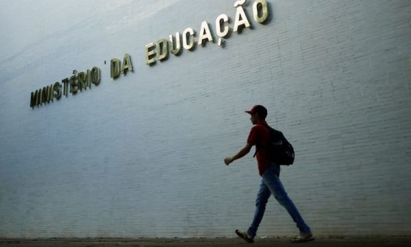 Ministério da Educação realiza novo corte e retira R$ 220 milhões de universidades federais