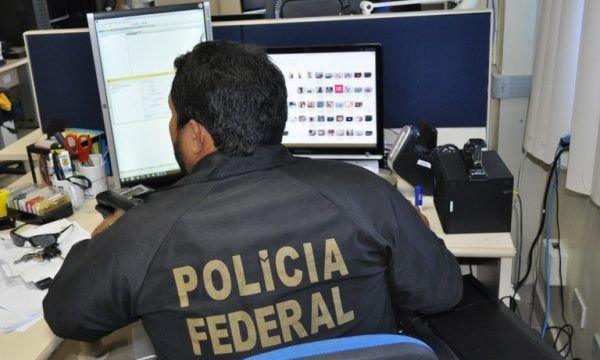 PF deflagra Operação Resgate PF deflagra Operação Resgate para combater o abuso sexual infantil e sua divulgação na internetsexual infantil e sua divulgação na internet