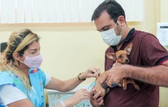 Prefeitura amplia horário de oferta de vacina antirrábica em unidade móvel do CCZ