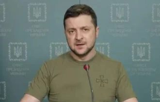 Zelensky diz que Ucrânia vai começar a exigir visto de cidadãos russos