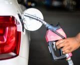Governo propõe aumentar para 32% o etanol na gasolina contra alta de preço