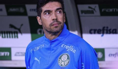 Palmeiras pode oferecer dois jogadores para fechar com badalado atacante de gigante brasileiro