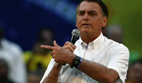 A crítica de Bolsonaro às cartas em defesa da democracia