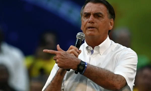 A crítica de Bolsonaro às cartas em defesa da democracia