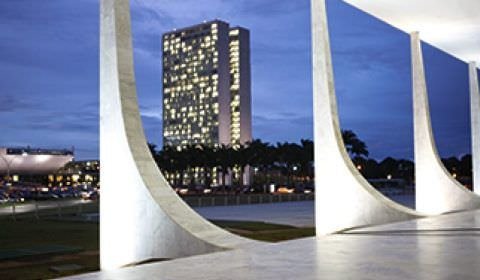 Associação Brasileira de Imprensa questiona emenda à Constituição que aumenta benefícios sociais