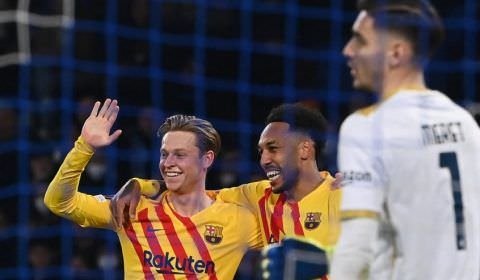 Barcelona pede para astro reduzir mais de um terço do salário
