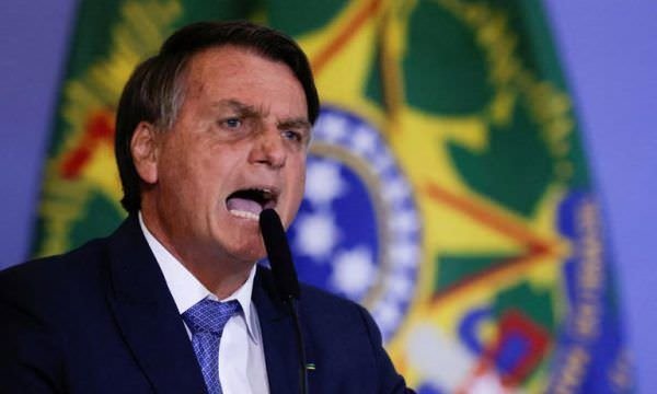 Bolsonaro dá chilique e ameaça não tentar reeleição