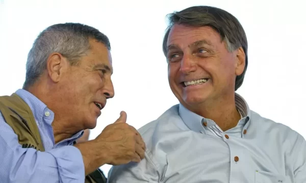 Bolsonaro escala Braga Netto para coordenação de sua campanha à reeleição