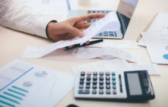 54% dos profissionais buscam novo emprego em 2025