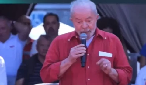 Lula agradece ex-vereador petista preso por empurrar empresário contra caminhão