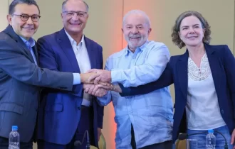 Lula vai a convenção do PSB e tenta resolver desavenças da aliança