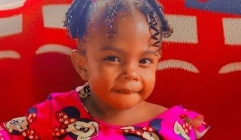Menina morre após sofrer acidente e padrasto a entrega para mãe dizendo que ela ‘havia dormido’