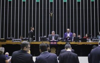 Comitê encaminha ao MP Eleitoral denúncia contra Adriana Mendonça e Henrique Oliveira por uso indevido do fundo de campanha