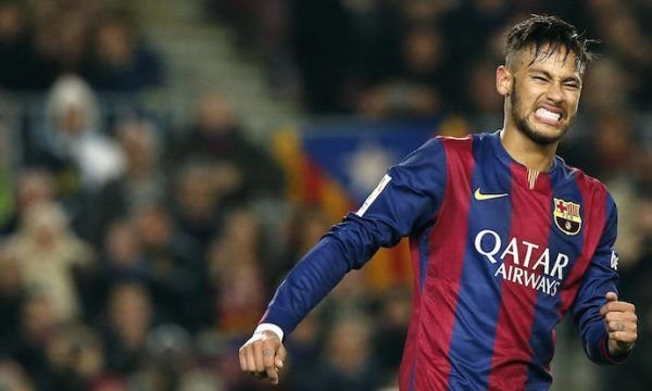 Neymar, seus pais e ex-presidentes do Barcelona serão julgados por suposta corrupção em assinatura de contrato